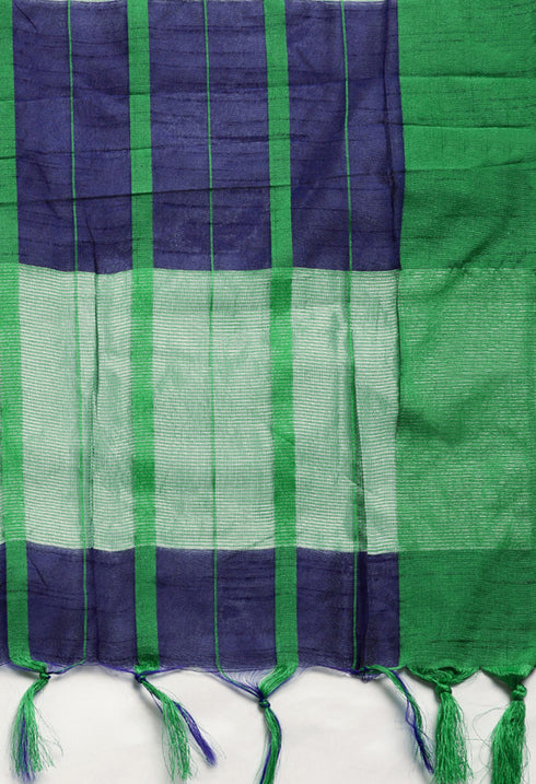 Navy Blue And Green Cotton Checks Printed Traditional Saree With Blouse Piece