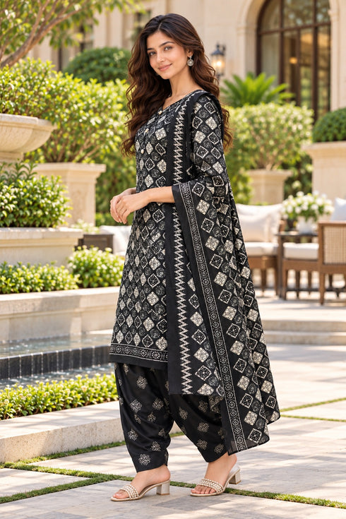 Black Cotton Blend Printed Ready to Wear Patiala Salwar Suit