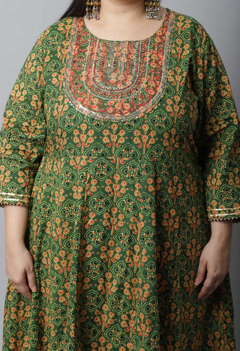 Pure Cambric Cotton Embroidered Plus Size Kurta Set With Dupatta