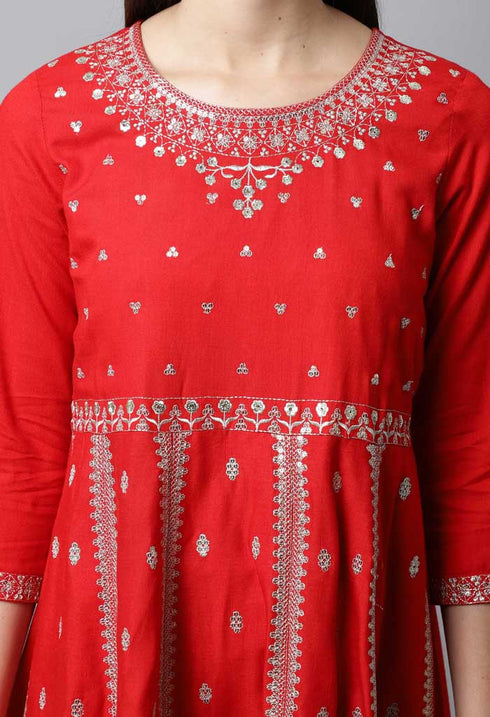 Rayon Slub Embroidered Kurta Set With Dupatta