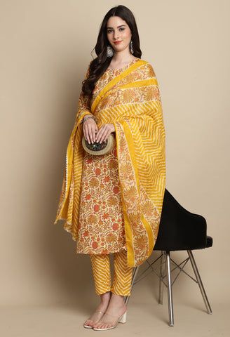 Yellow & Orange Cotton Blend Jaipuri Printed Kurta With Pant & Dupatta