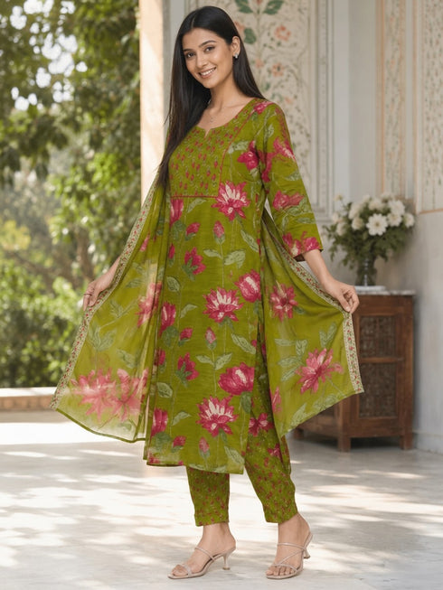 Parrot Green Cotton Blend Jaipuri Printed Straight Kurta & Pant With Dupatta