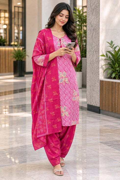 Baby Pink Cotton Blend Printed Ready to Wear Patiala Salwar Suit