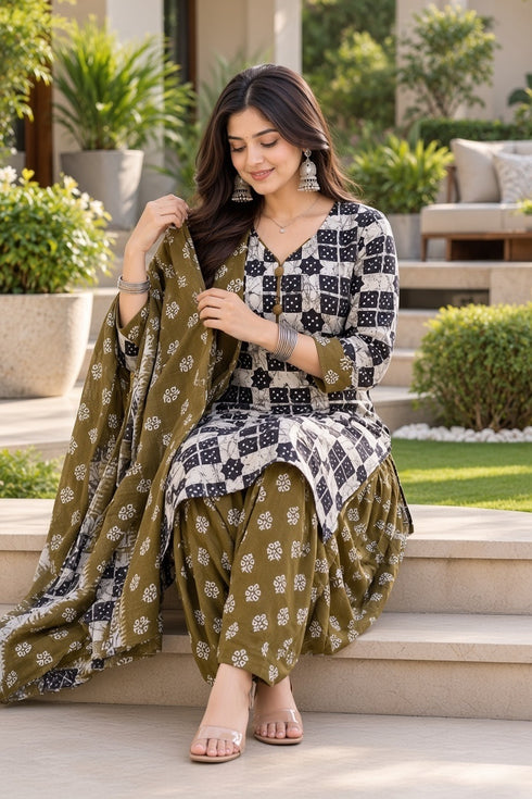 Black & White Cotton Blend Printed Ready to Wear Patiala Salwar Suit