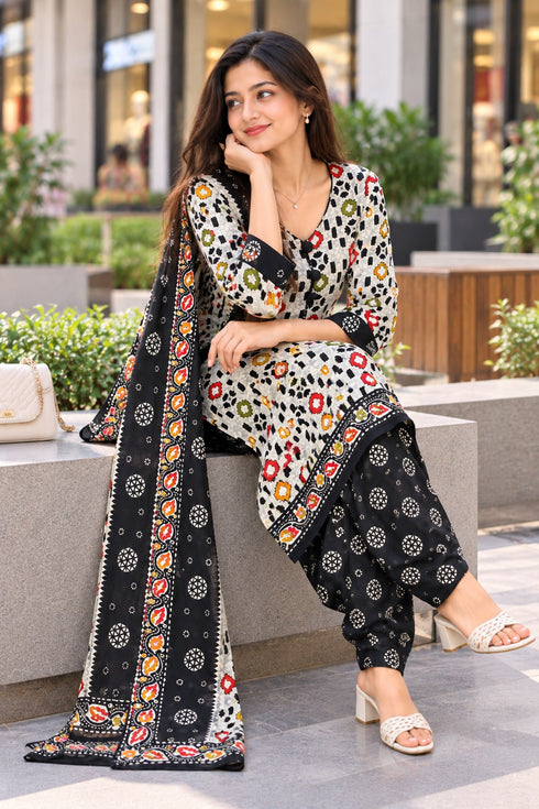 Off White Cotton Blend Printed Ready to Wear Patiala Salwar Suit