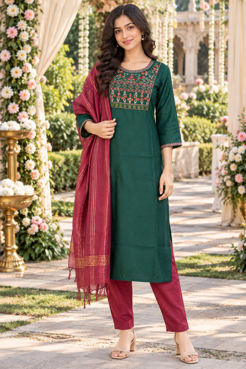 Bottle Green Cotton Blend Embroidered kurta sets women