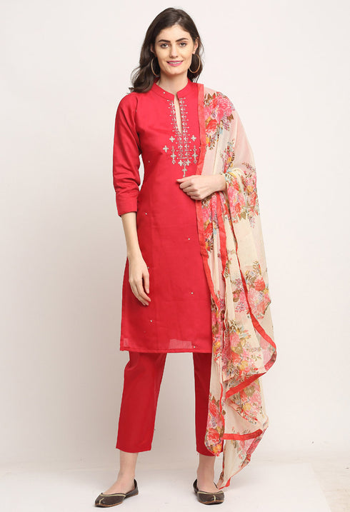 Red Chanderi Floral Embroidered Kurta Set With Dupatta