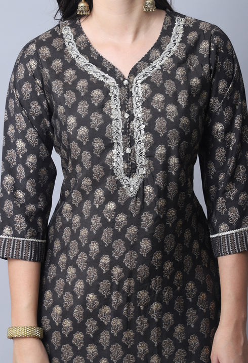 Grey  Muslin Jaipuri Embroidered Kurta Set With Dupatta