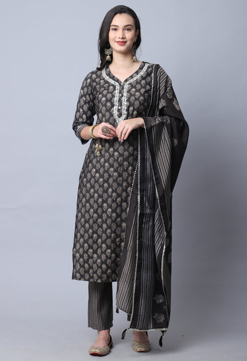 Grey  Muslin Jaipuri Embroidered Kurta Set With Dupatta