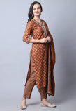 Orange Muslin Jaipuri Embroidered Kurta Set With Dupatta